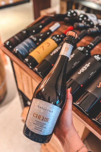 Cherie Sparkling Rosé Pinot Noir